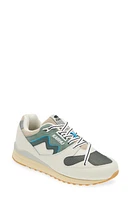 Karhu Gender Inclusive Synchron Classic Sneaker Lily White/Forest Green at Nordstrom, Women's