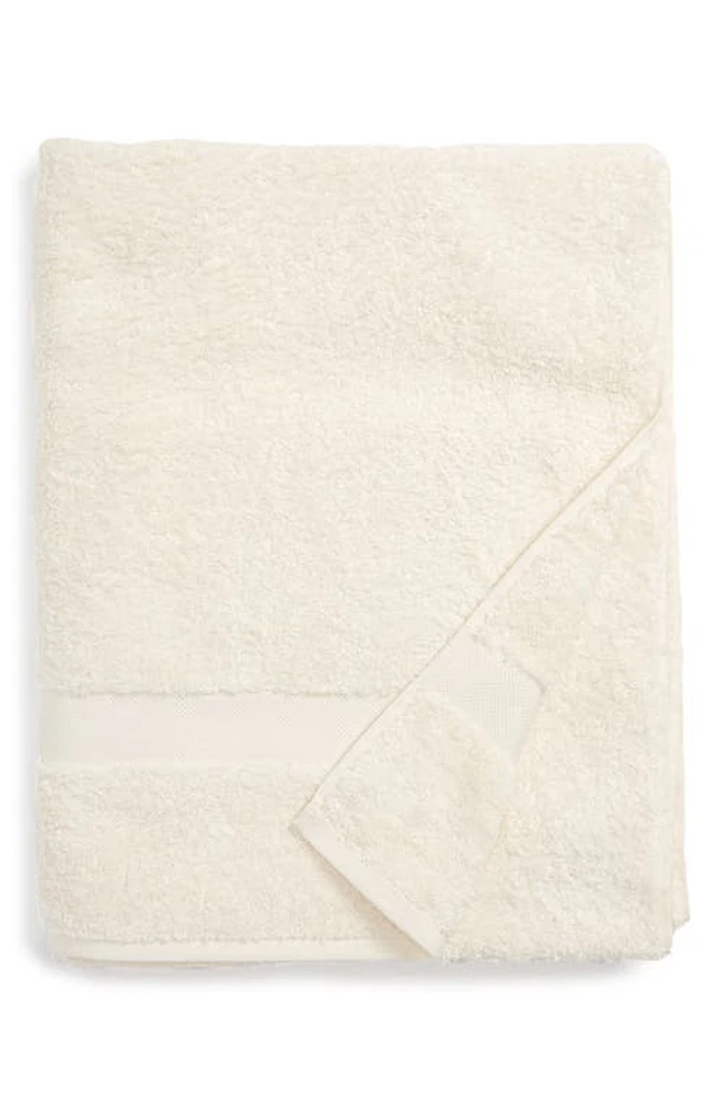 Matouk Lotus Bath Towel in Ivory at Nordstrom