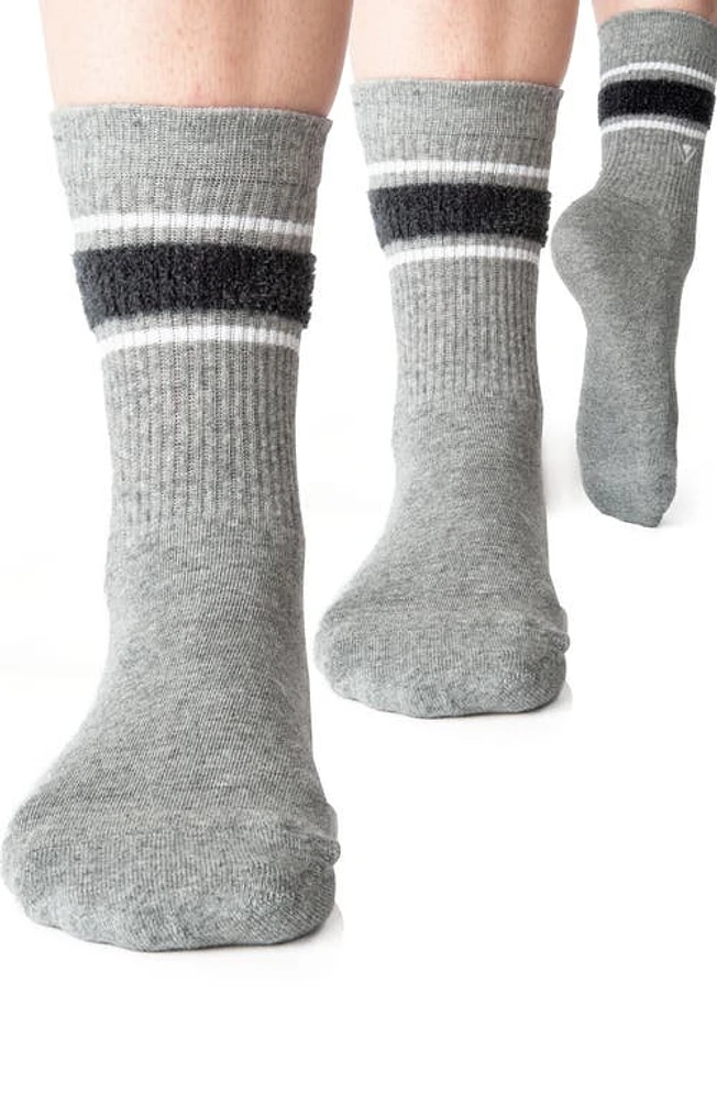 Arebesk 2-Pack Cotton Terry Crew Socks in Grey at Nordstrom