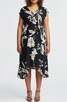 Estelle Alani Floral Print Midi Dress at Nordstrom, Size 24W