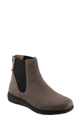 SoftWalk Albany Chelsea Boot Grey at Nordstrom,