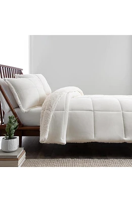 UGG(r) Blissful Reversible Quilted Fleece Comforter & Sham Set in Snow at Nordstrom, Size Queen