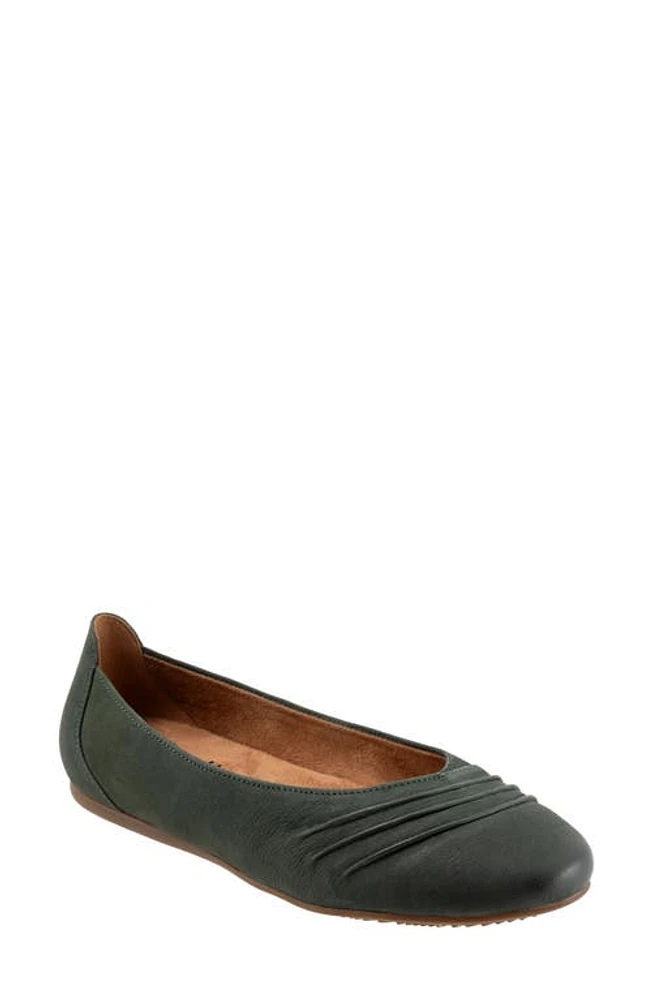 SoftWalk Safi Flat Dark Green at Nordstrom,