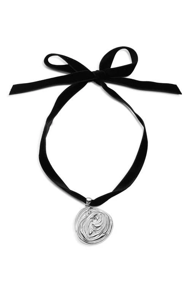 Sterling King Rosette Pendant Necklace in Silver at Nordstrom