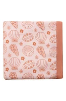 Coco Moon Shell-Abrate Baby Quilt in Pink at Nordstrom