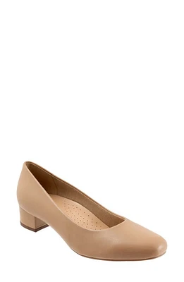 Trotters Dream Pump Beige at Nordstrom,