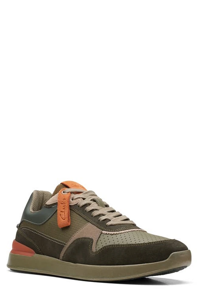 Clarks(r) Racelite Tor Sneaker in Dark Green at Nordstrom, Size 9