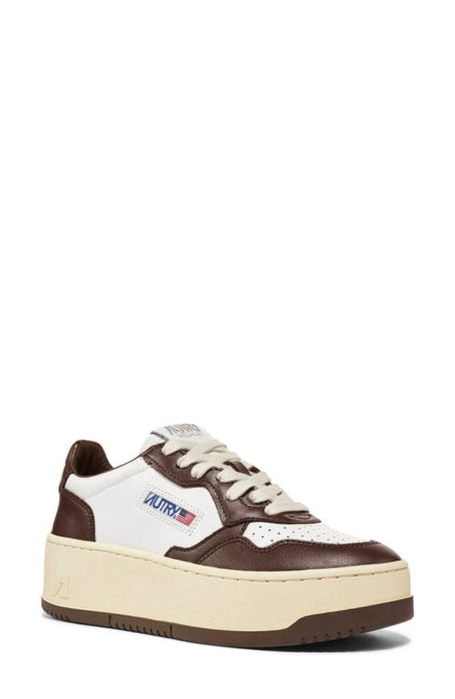 AUTRY Medalist Sneaker White/Chestnut at Nordstrom,