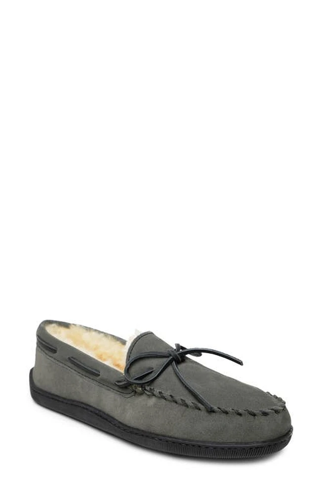 Minnetonka Genuine Shearling Lined Slipper in Grey Suede at Nordstrom, Size 14