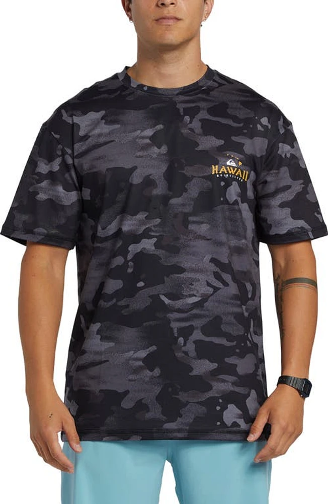 Quiksilver HI Royalty Surf Short Sleeve Rashguard in Hi Camo Black at Nordstrom, Size Medium