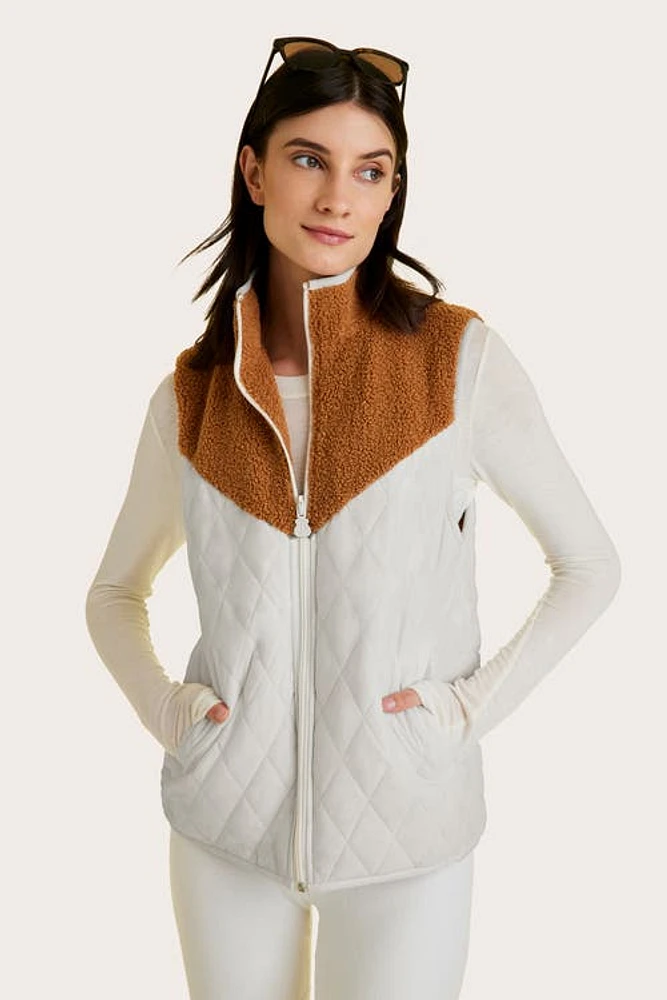 ALALA Reversible Ski Vest Khaki at Nordstrom,