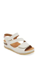 On Foot 206 Austin Platform Sandal at Nordstrom,