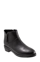 SoftWalk Roselle Ankle Boot Black at Nordstrom,