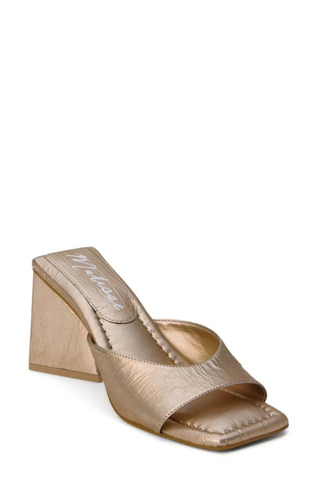 Matisse Regan Slide Sandal Champagne at Nordstrom,