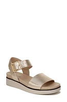 LifeStride Gillian Metallic Platform Sandal Platino at Nordstrom,