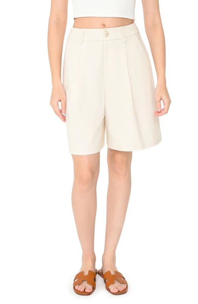 WAYF Carlotta Pleated Shorts Cream at Nordstrom,