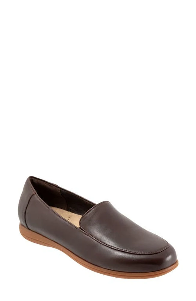 Trotters Deanna Flat Dark Brown at Nordstrom,