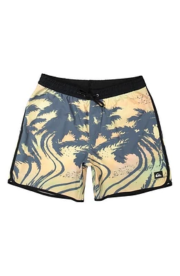 Quiksilver Surfsilk Scallop Swim Trunks in Black at Nordstrom, Size Large