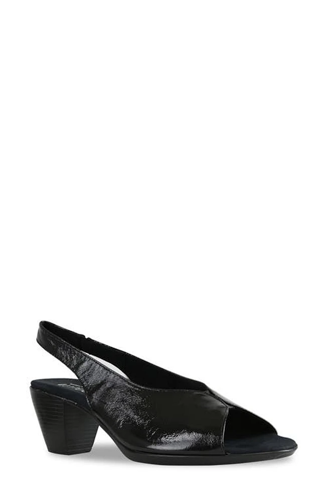 Munro Rochelle Slingback Sandal Black Crinkle Patent at Nordstrom,