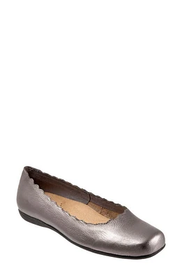 Trotters Sabine Flat Pewter at Nordstrom,