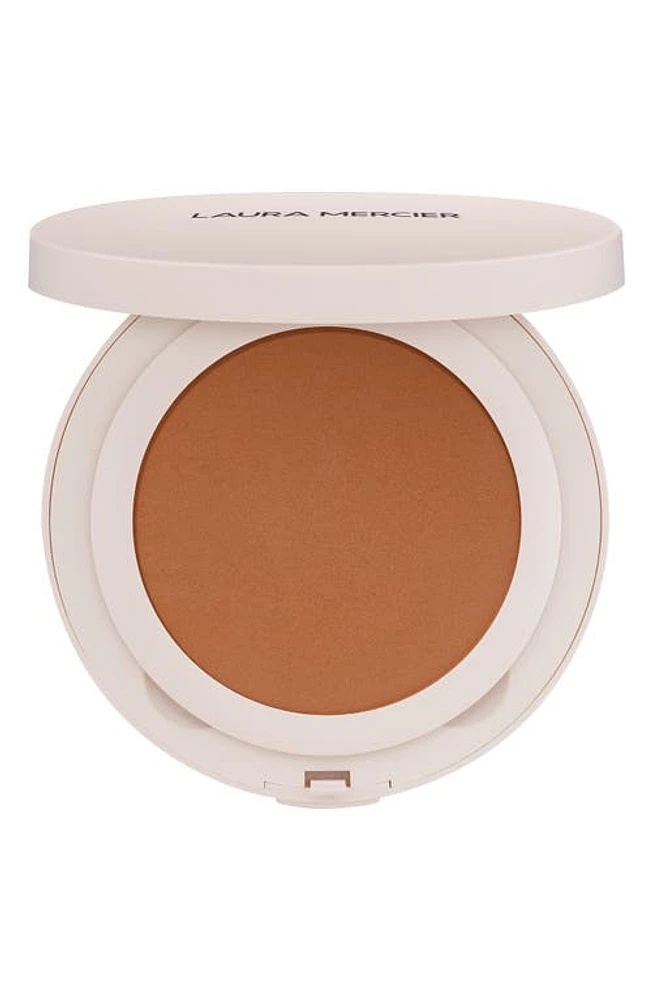 Laura Mercier Translucent Pressed Setting Powder Ultra-Blur in Medium Deep at Nordstrom