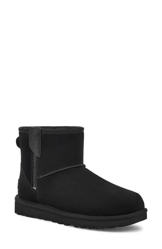 UGG(r) Classic Mini Bailey Zip Boot at Nordstrom,