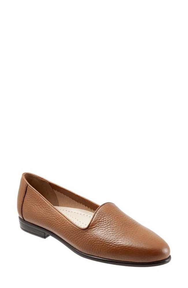 Trotters Liz Flat Tan Leather at Nordstrom,