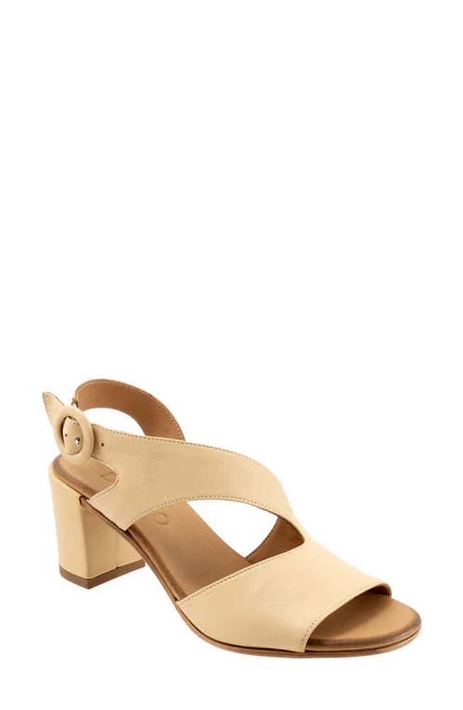 Bueno Nyomi Slingback Sandal Chick at Nordstrom,