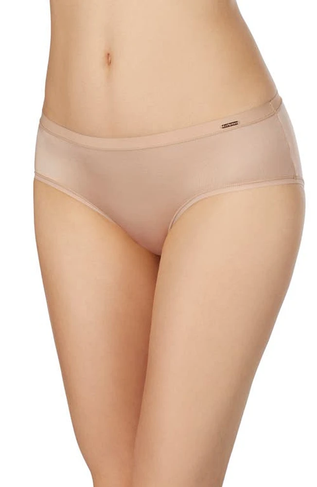 Le Mystère Infinite Comfort Hipster Panties in Natural at Nordstrom, Size Large