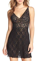 Hanky Panky Signature Lace Retro Plunge Chemise Black at Nordstrom,