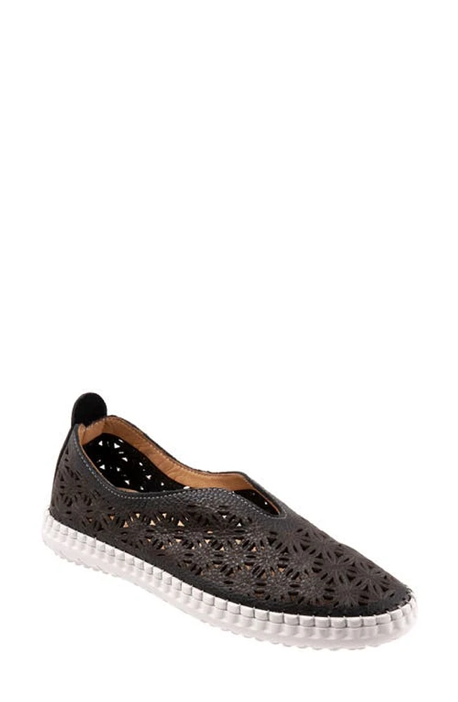 Bueno Daisy Flat Black at Nordstrom,