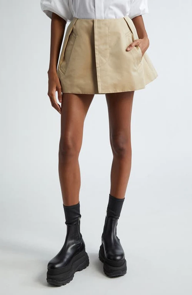 Sacai Flared Cotton Blend Gabardine Shorts in Beige at Nordstrom, Size 1