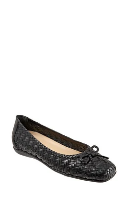 Trotters Gillian Flat Black Leather at Nordstrom,