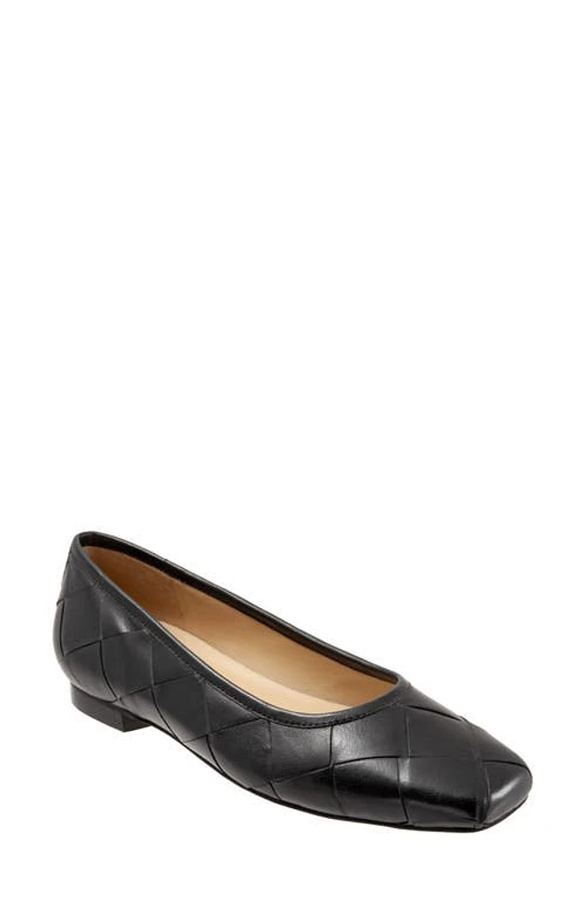 Trotters Hanny Flat Leather at Nordstrom