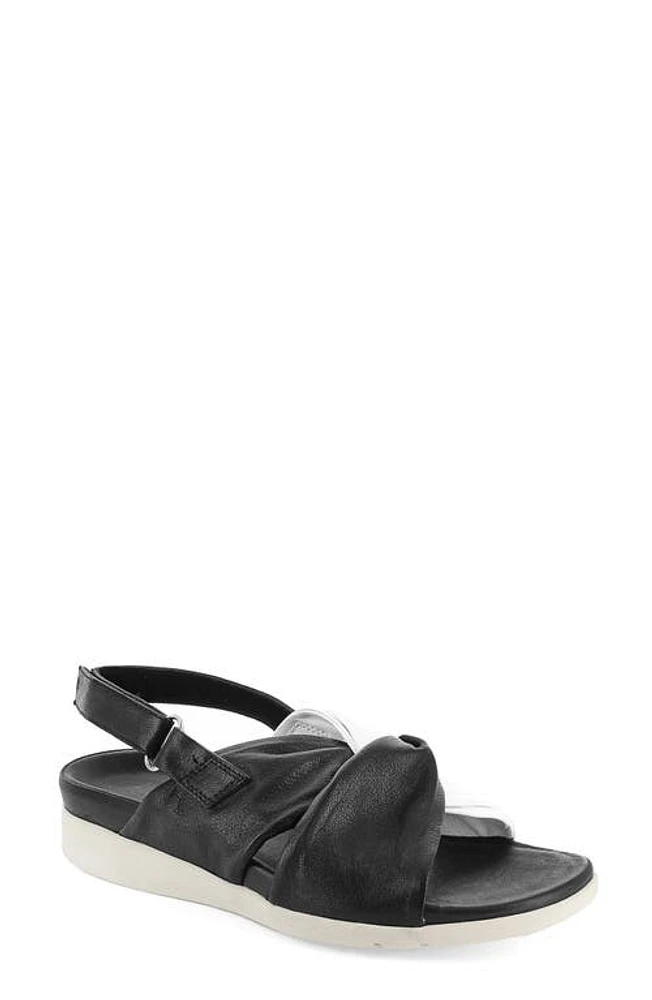 STRIVE Tahiti II Sandal in Black at Nordstrom, Size 7