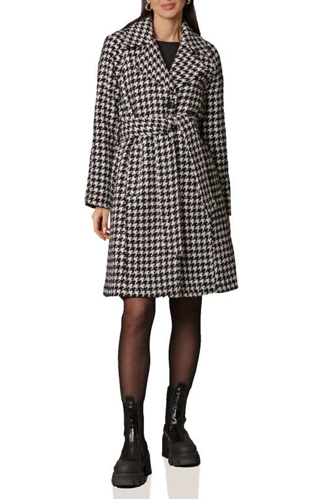 Avec Les Filles Belted Houndstooth Raglan Sleeve Coat in Black/White Houndstooth at Nordstrom, Size Medium