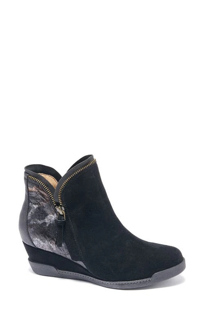 Hälsa Footwear Dana Wedge Bootie Black Suede With Foliage at Nordstrom,