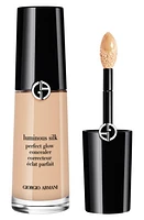 ARMANI beauty Luminous Silk Hydrating & Brightening Concealer in 4 Light/golden at Nordstrom