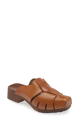 HEREU Licia Square Toe Fisherman Clog Camel at Nordstrom,