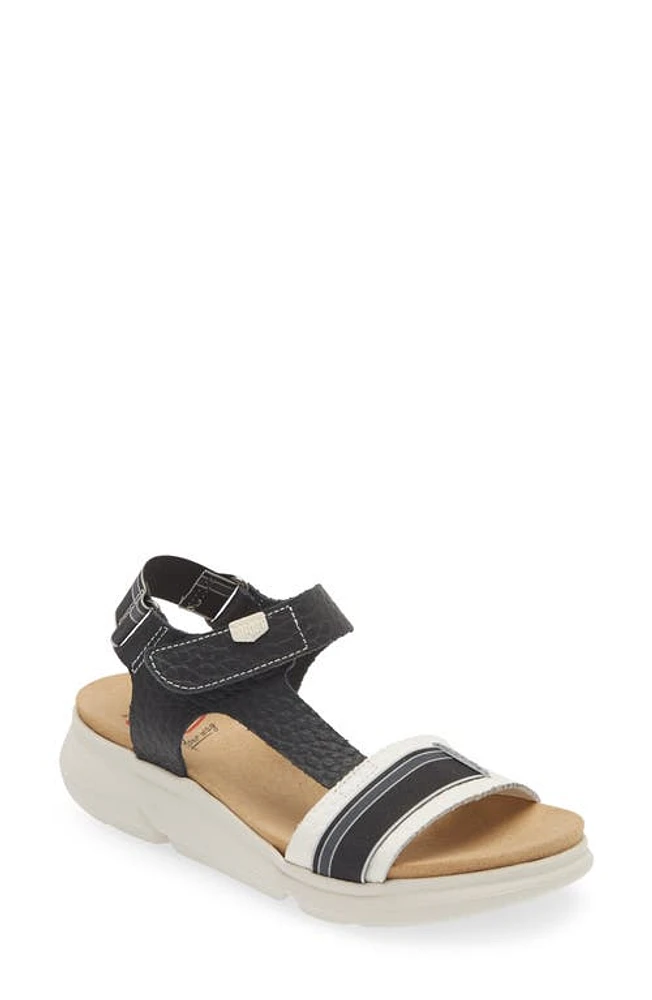 On Foot 90502 Daytona Platform Sandal at Nordstrom,