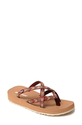 Minnetonka Hanna 2.0 Flip Flop Brown at Nordstrom,