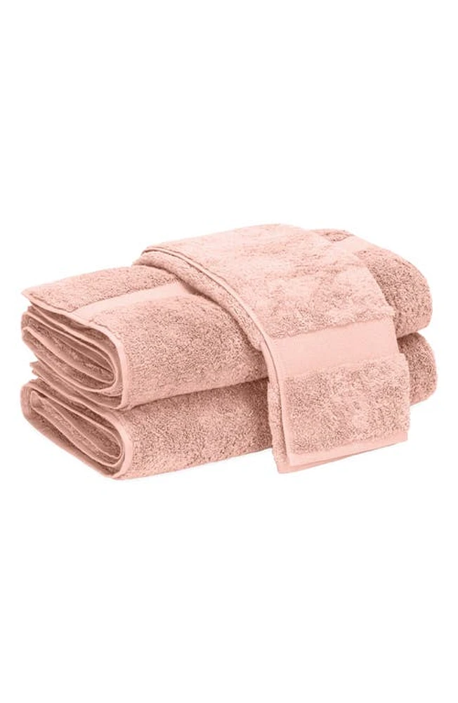 Matouk Lotus Bath Towel in Blush at Nordstrom