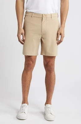 Mizzen+Main Helmsman Flat Front Performance Golf Shorts in Travertine at Nordstrom, Size 34