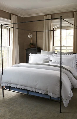 Matouk Butterfield Duvet Cover in Ocean at Nordstrom