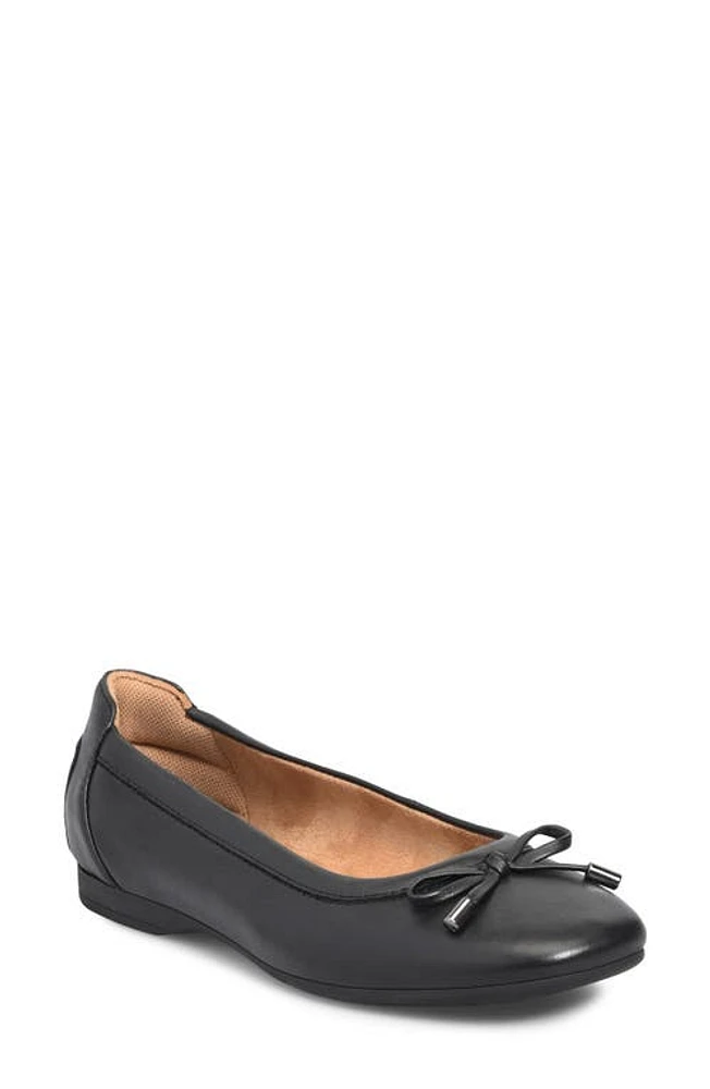 Comfortiva Keegan Ballet Flat Black at Nordstrom,