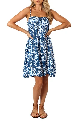 Petal & Pup Neroda Printed Shift Sundress Blue Print at Nordstrom,