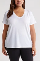 zella Breathe Active V-Neck Tee White at Nordstrom,