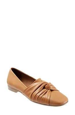 Bueno Emma Flat in Tan Leather at Nordstrom, Size 6.5-7Us