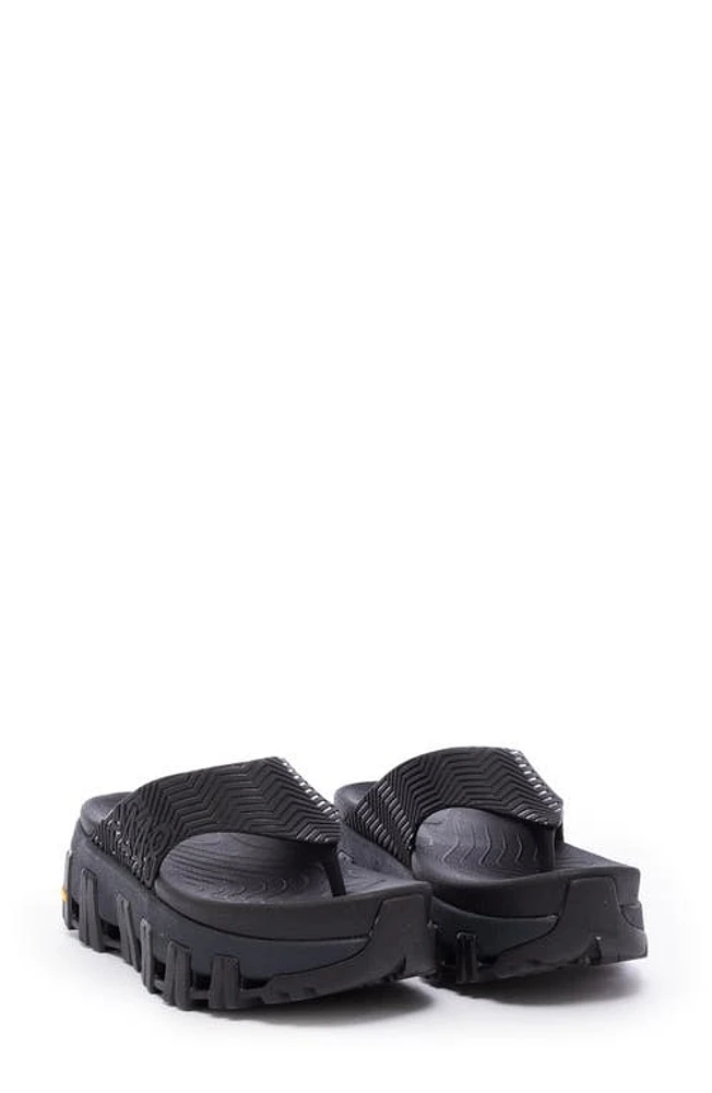 P448 Bondi Platform Flip Flop Tux Black at Nordstrom,