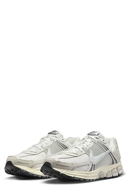 Nike Zoom Vomero 5 Sneaker Platinum Tint/Photon Dust at Nordstrom,